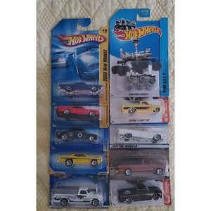 Lot of 10 Sealed Carded Hot Wheels Vehicles Lot B